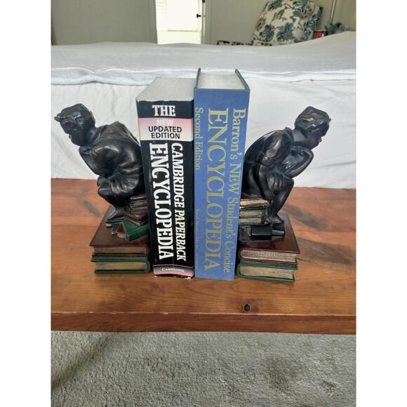 Vintage High Quality “The Child Thinker” Bookends ~ Heavy ~ Charles Dickens - Picture 9 of 9
